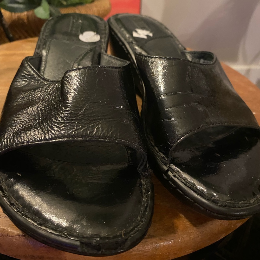 Women's Black Slide Sandals